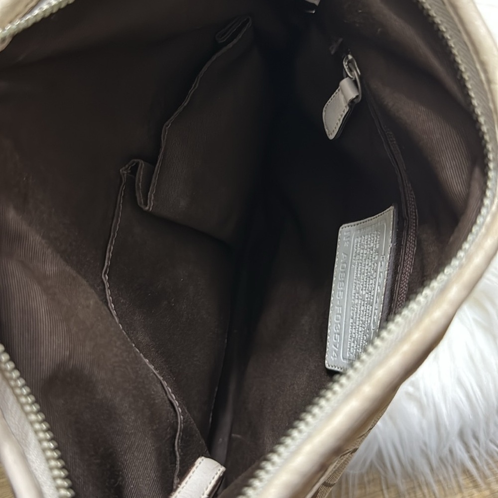 COACH 3577 CANVAS AMD LEATHER SHOULDER BAG - Picture 4 of 4